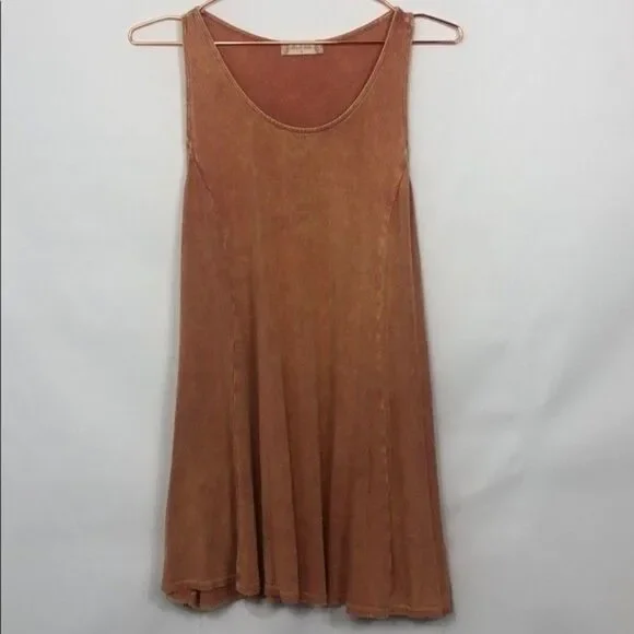 Altar’d State Salmon Stonewashed Sleeveless Tunic - Picture 2 of 9